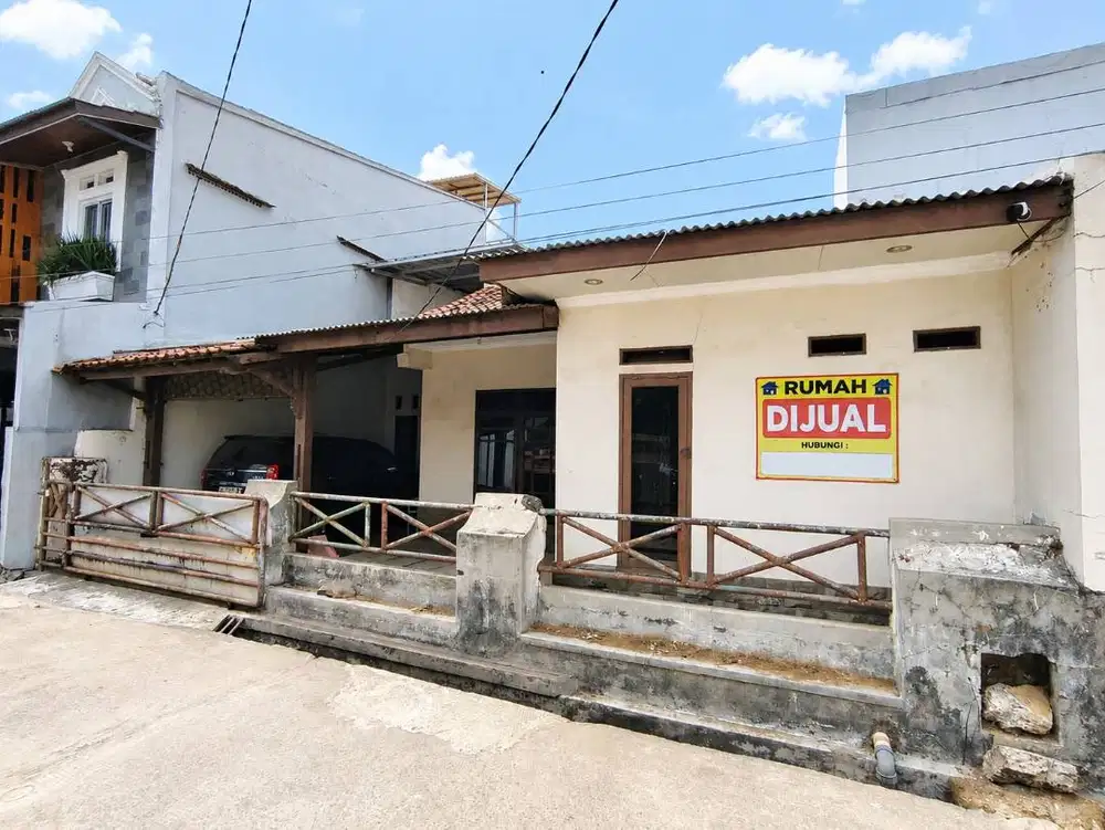 Dijual Cepat Rumah Bintara 2,Bekasi,Hitung Tanah saja,dekat LRT & KRL