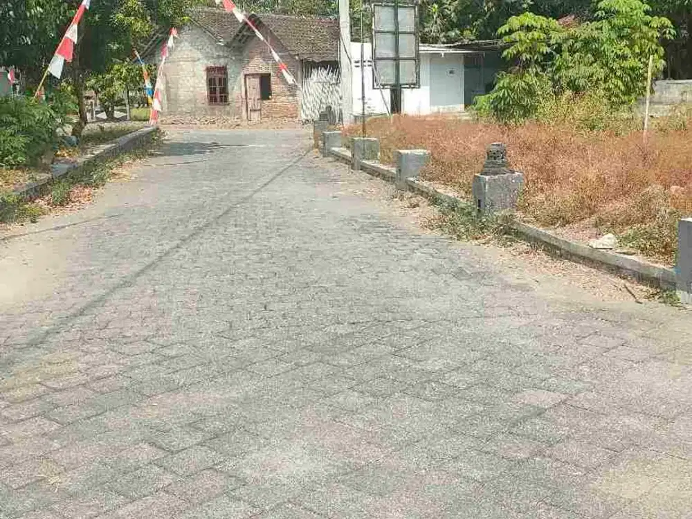DIJUAL PEKARANGAN STRATEGIS PRAMBANAN, KOTESAN KLATEN