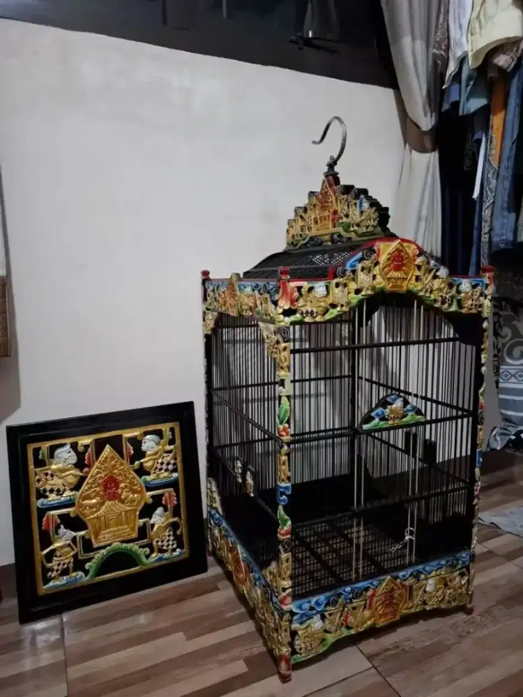 Sangkar Kipas ukir