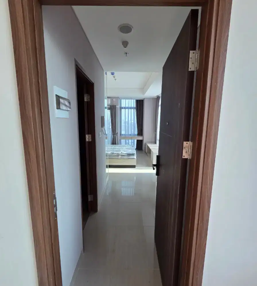 Sewa apartemen  type studio hook B Residence  daan mogot