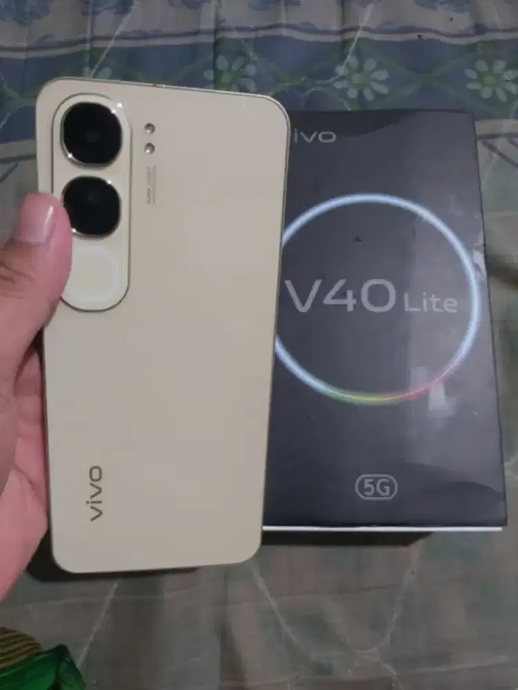Vivo V40 lite 5G ram 8/256