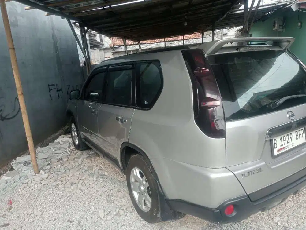 Nissan X-Trail 2009 Bensin