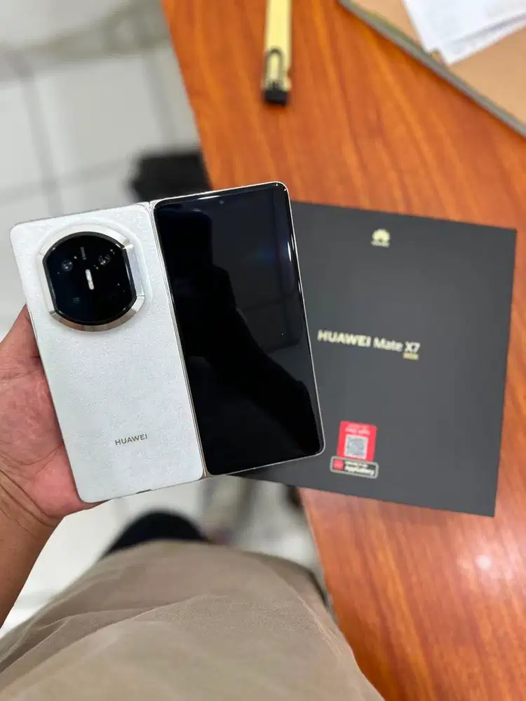 Huawei mate X7 16/512