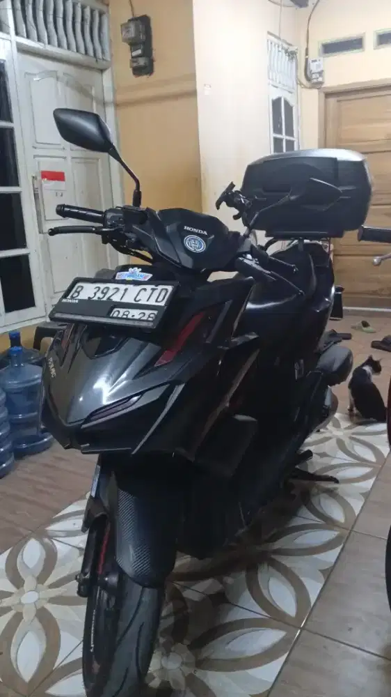 Vario 160 Black