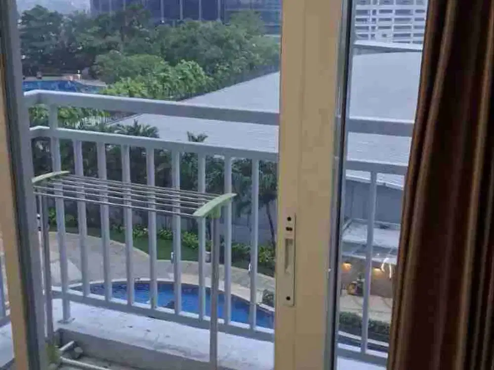Jual Apartemen Tanglin 2BR Hdp Pool Lantai Rendah