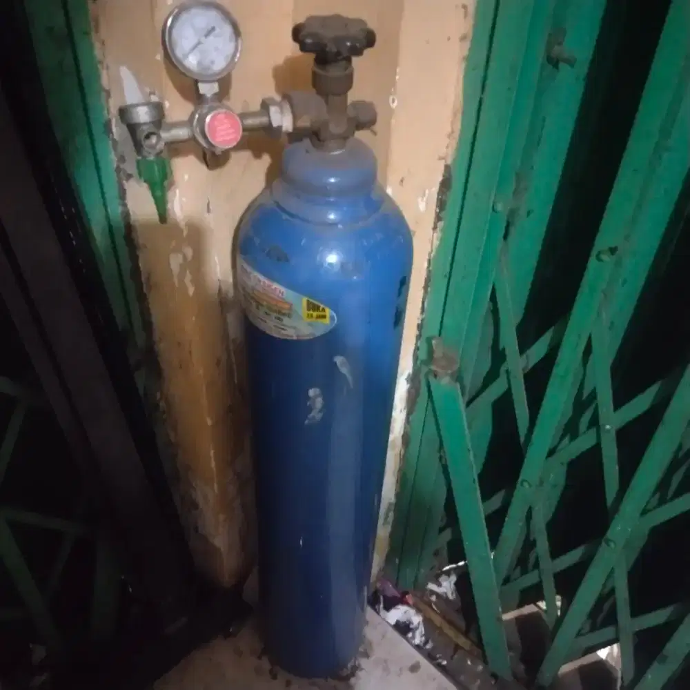 Tabung oksigen 2m3 +regulator