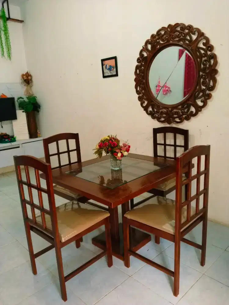 MEJA MAKAN KAYU JATI ASLI BARU JUAL RUGI