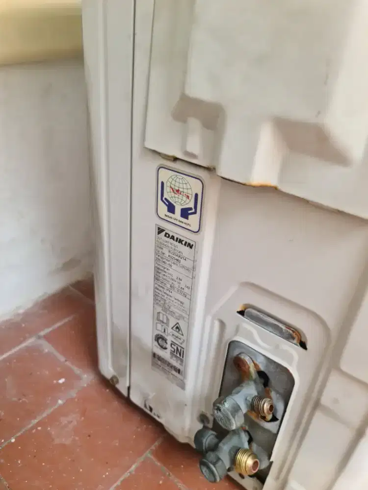 Outdoor Ac merck Daikin & indoor merck Mitsubishi