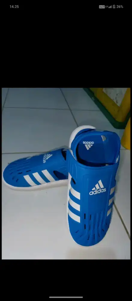 sepatu sandal adidas new
