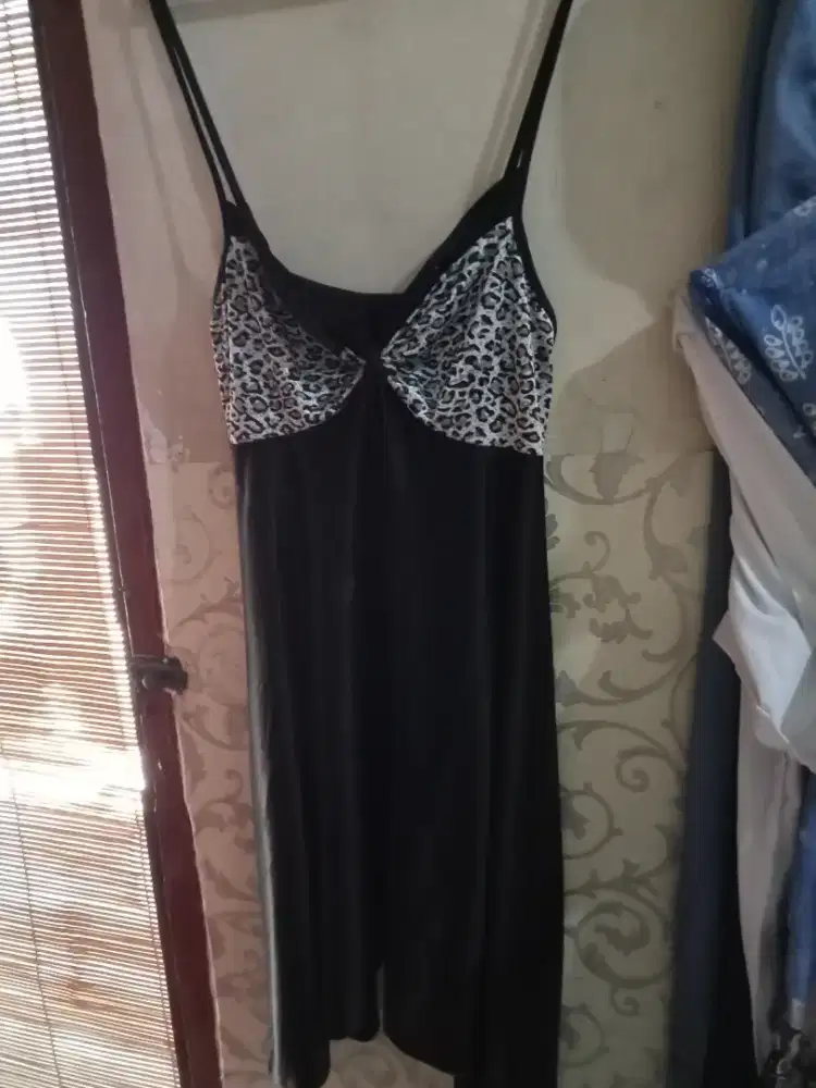 Baju tidur wanita bahan satin