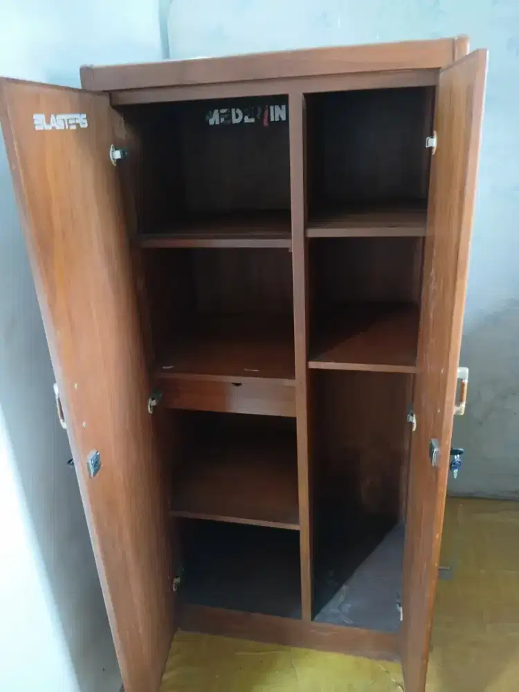 Lemari jati asli 2 pintu jual murah