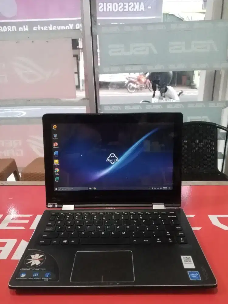 Lenovo Yoga 310