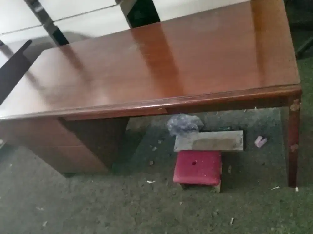 Meja kantor,meja multiplek