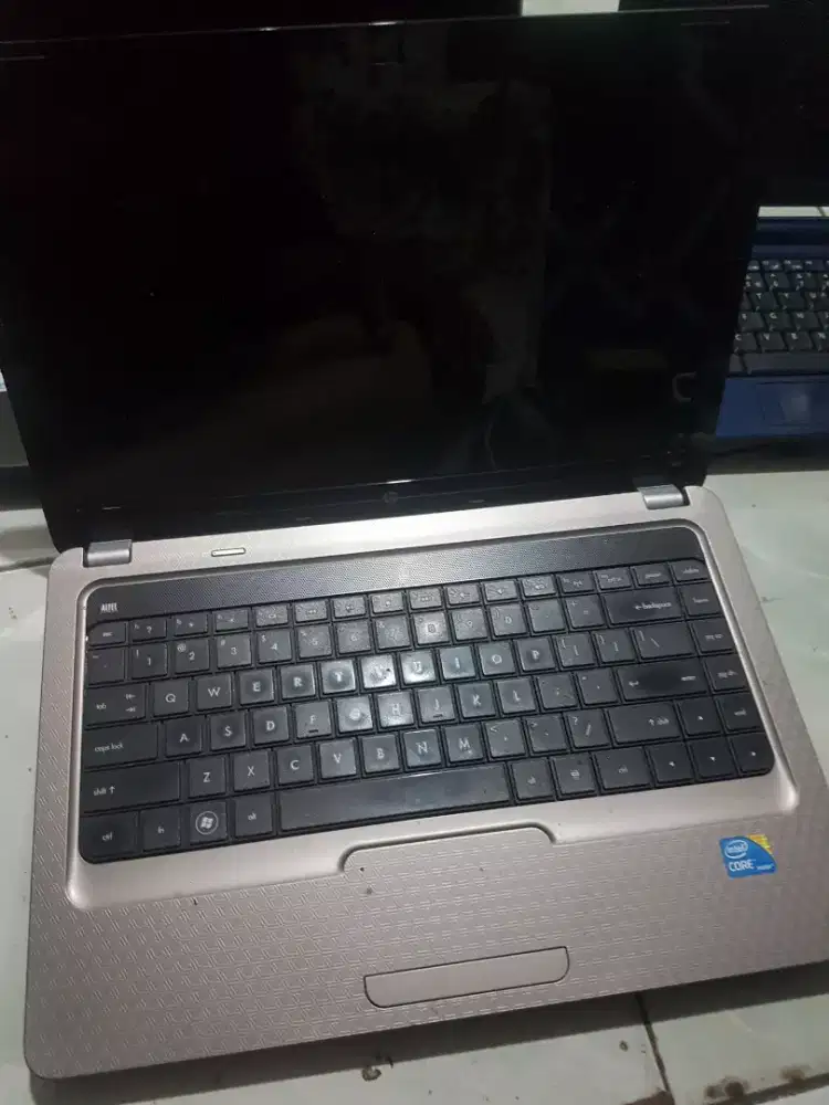Jual cepat 3  laptop bekas