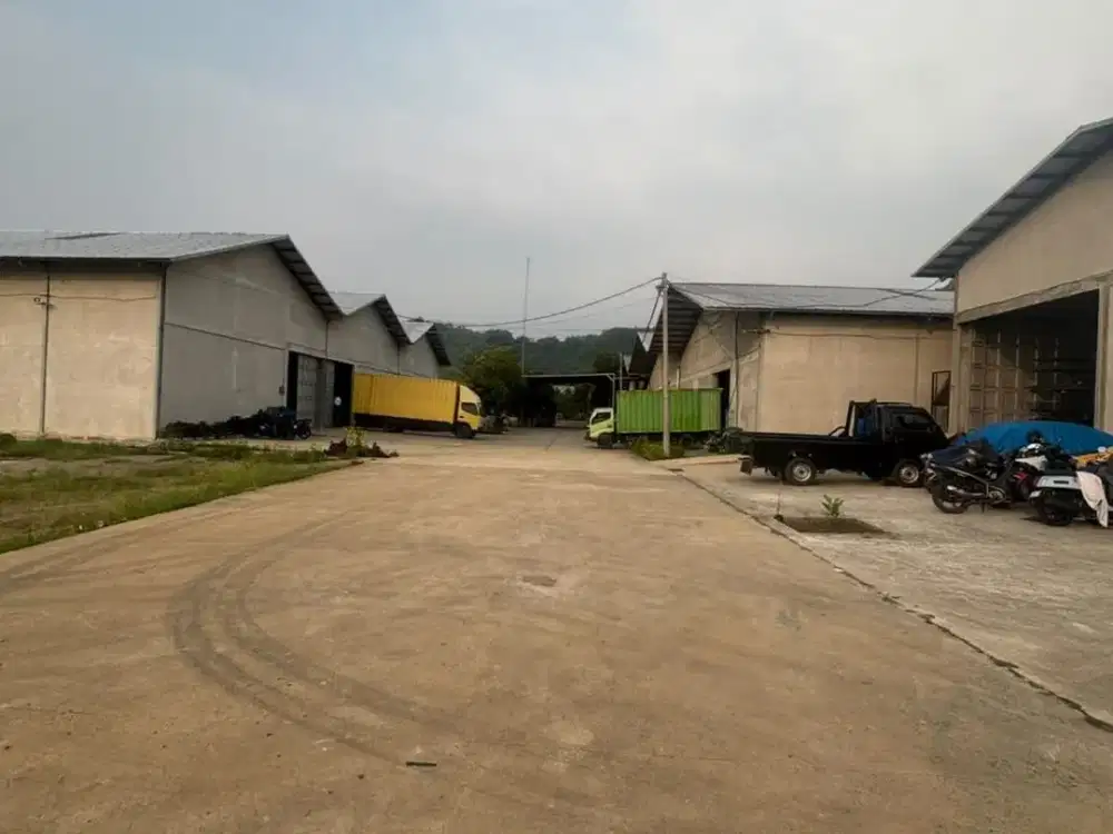 Gudang Siap Pakai Akses Kontainer Strategis Dekat Tol di Cipatik Soreang