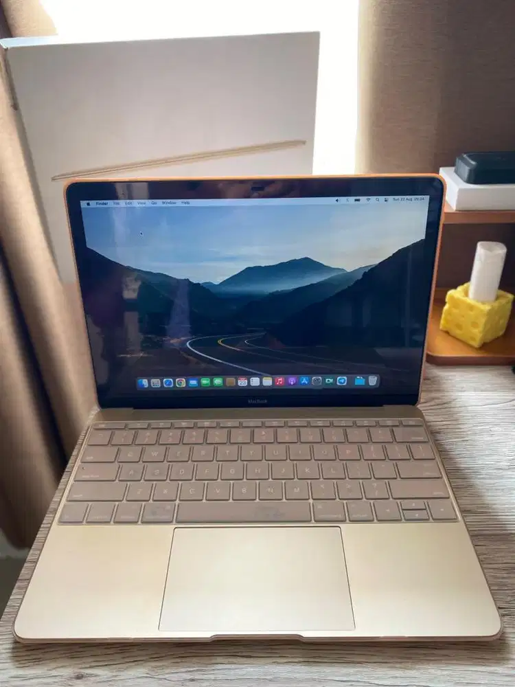 Macbook Retina Fullset mulus no minus