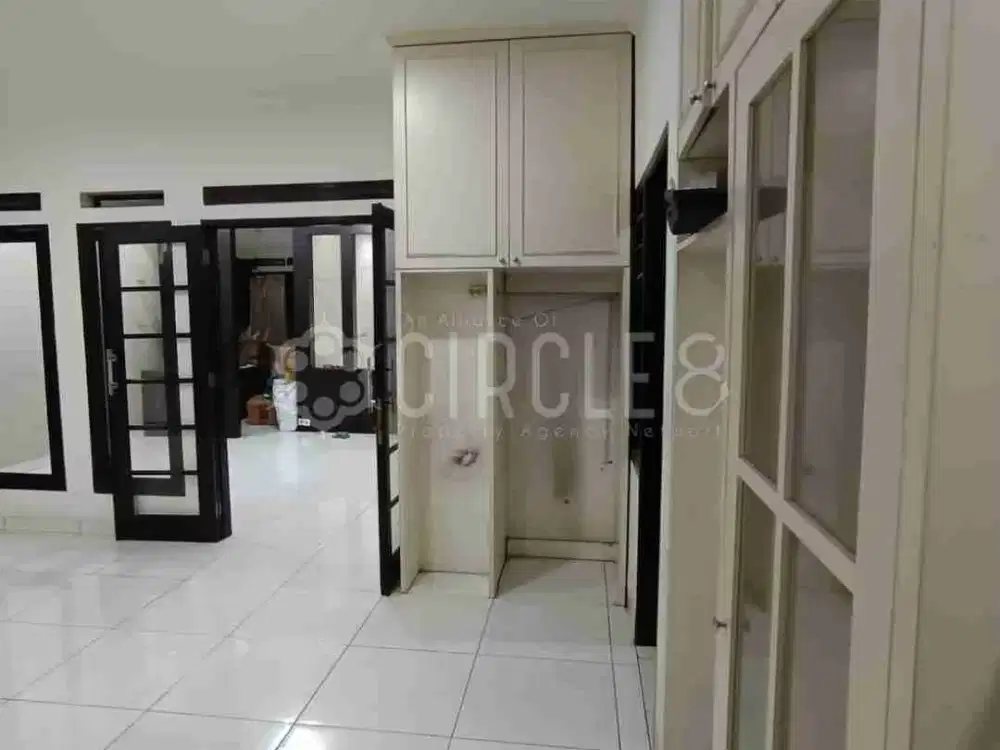 Rumah siap huni Di Mengger