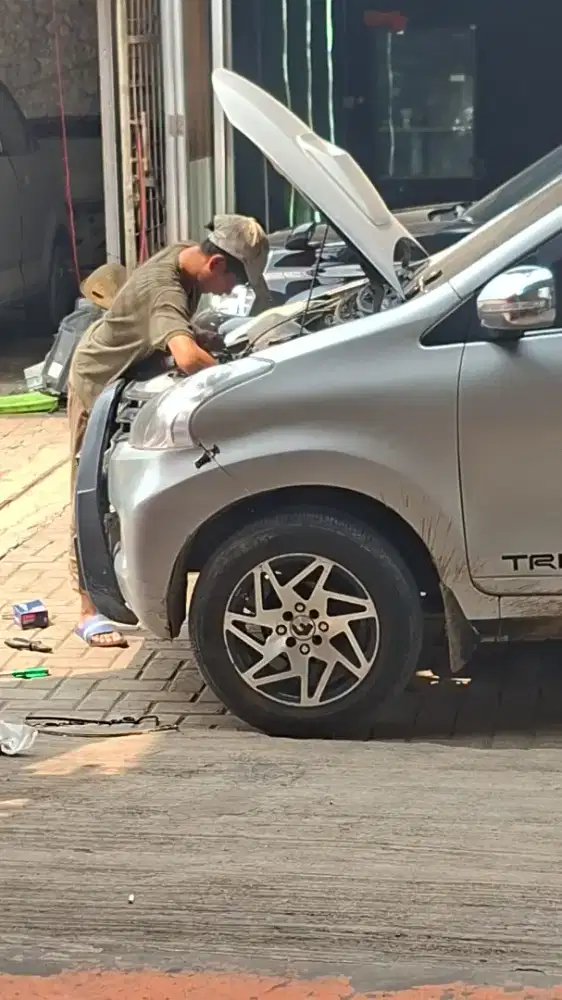 Dicari  karyawan tetap digital marketing eingineer