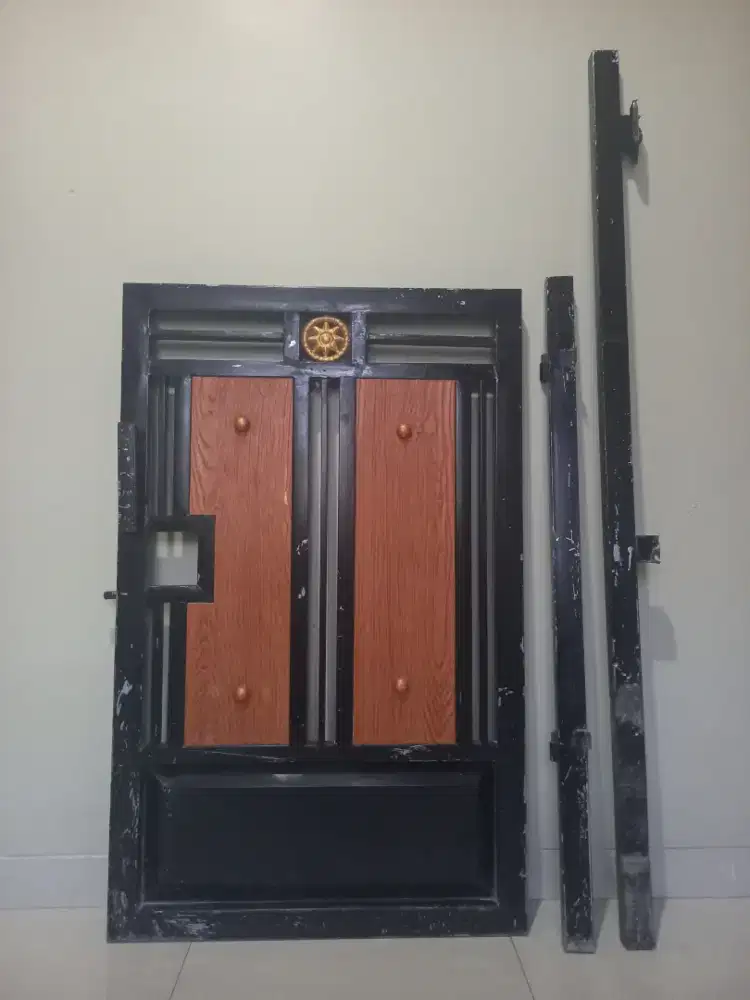 Pintu Pager Besi Hollow Galvanis WPC