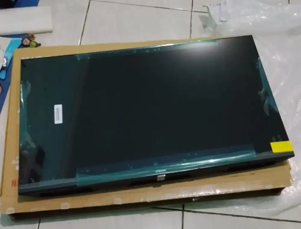 Di jual cepat BU. Smart TV Xiaomi 32 inch..kondisi baru & masih segel
