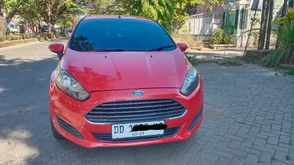 Ford fiesta facelift 2013