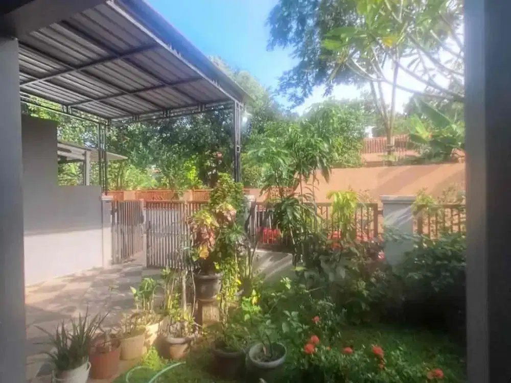 Rumah Ready selangkah dari Unnes dijual  murah