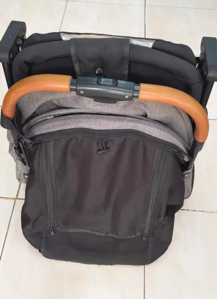 Stroller ukuran cabin pesawat