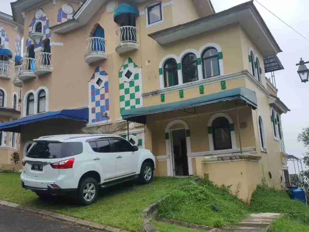 DISEWA VILLA KOTA BUNGA — CIANJUR PUNCAK