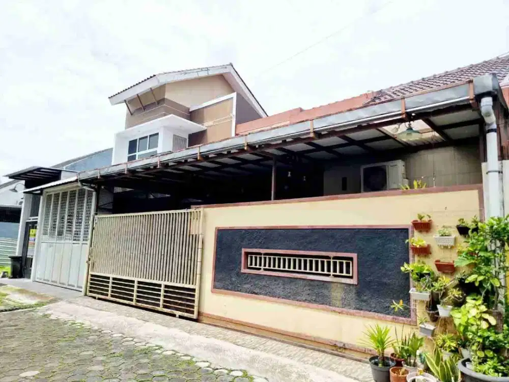 Rumah bagus gedongan Colomadu luas 126m