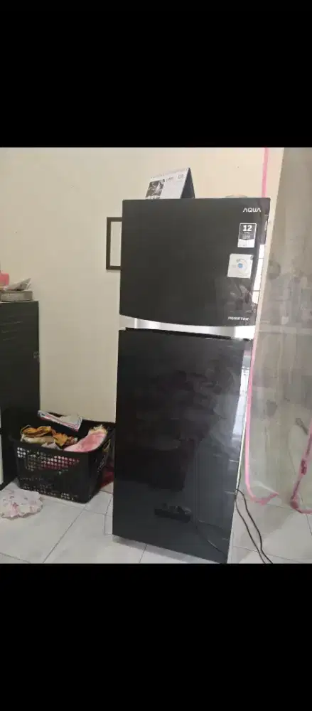 Kulkas Aqua inverter 2 pintu