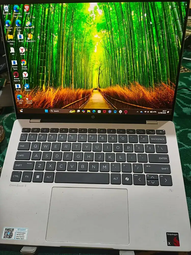 HP OMNIBOOK 5 snapdragon X