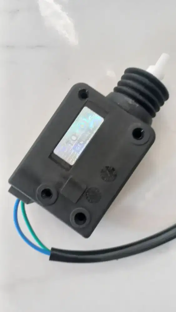 Actuator motor central door lock avanza