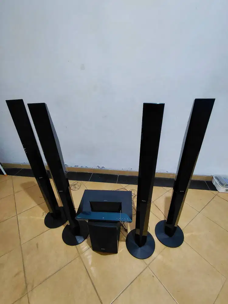 SONY Bluray Home Theater System BDV E-6100