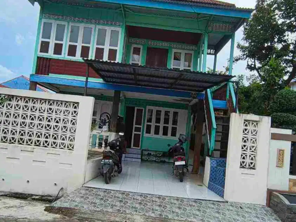 FOR SALE rumah dalam kawasan Komplek