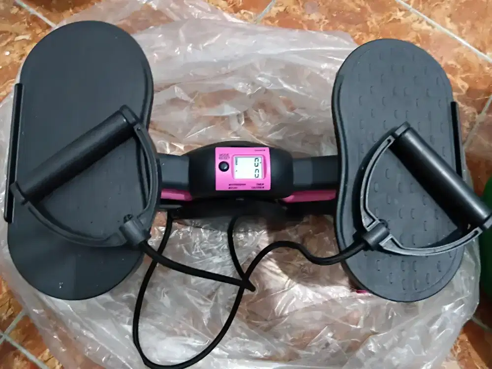 V Stepper Alat Olahrga Kaki