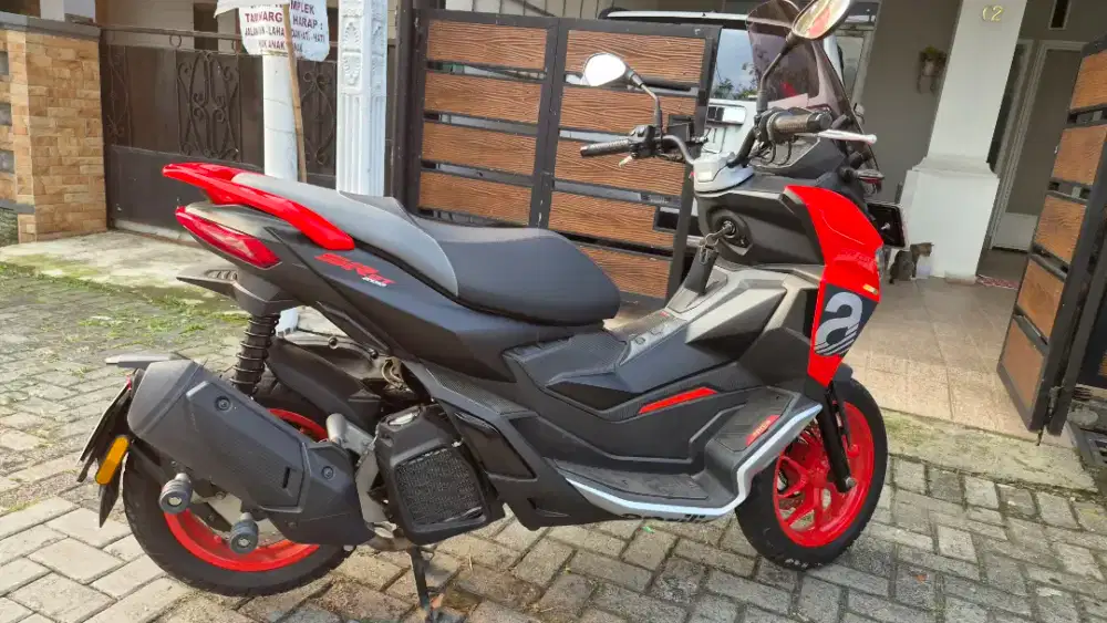 Aprilia SRGT200 tahun 2023 km kecil