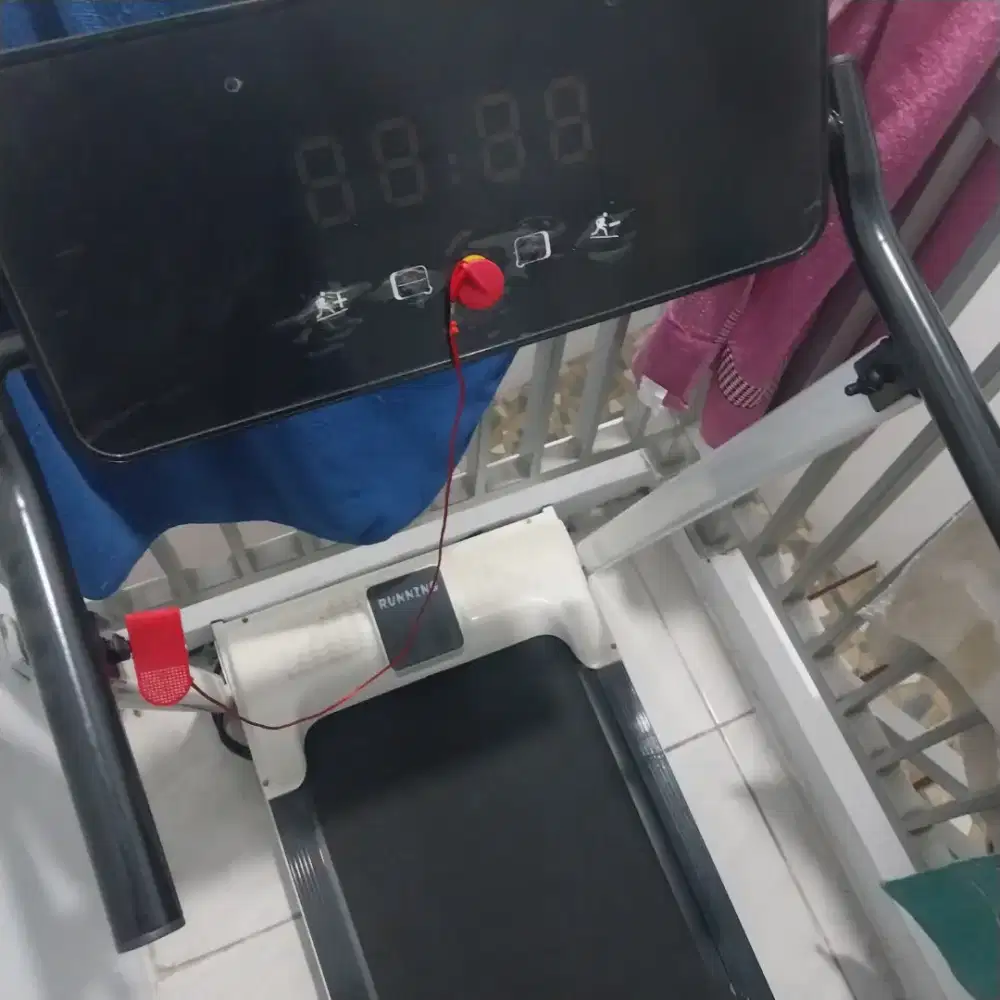 Treadmill bekas