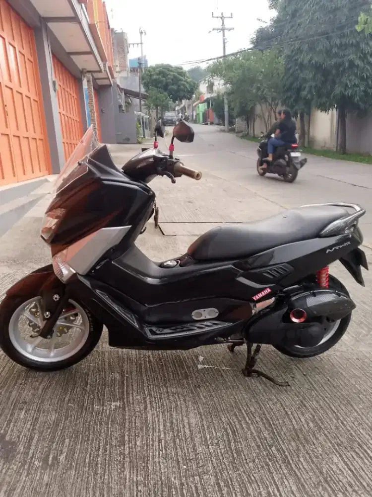 Nmax old non abs 2016 hitam