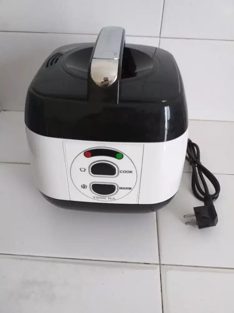 Rice cooker merk yongma