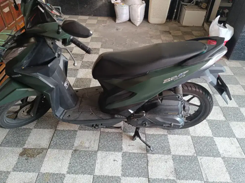 Beat deluxe hijau dove