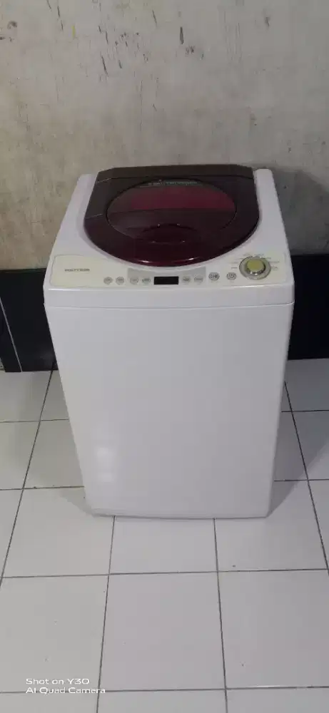 Dijual mesin cuci polytron 1 tabung 8kg