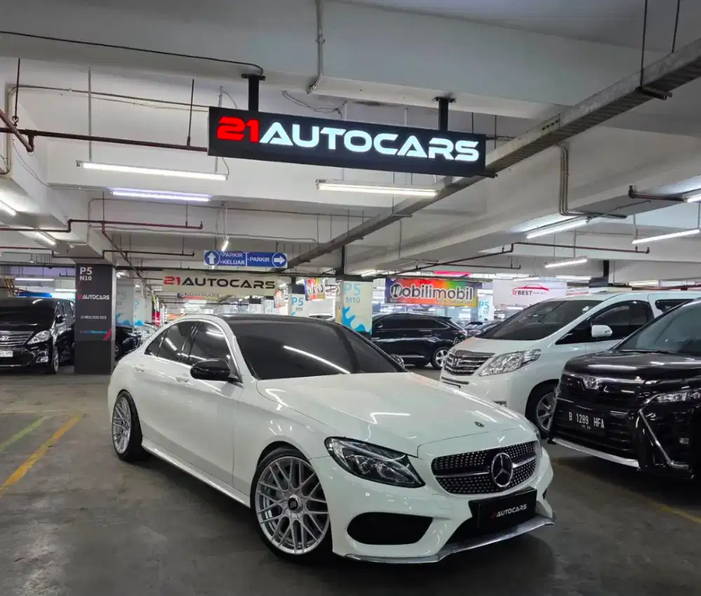 MERCEDES BENZ C200 W205 AMG 2017