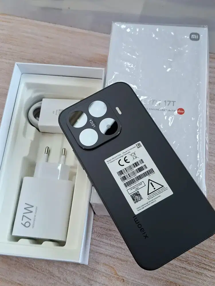 Xiaomi 17t 12/512 baru open dus