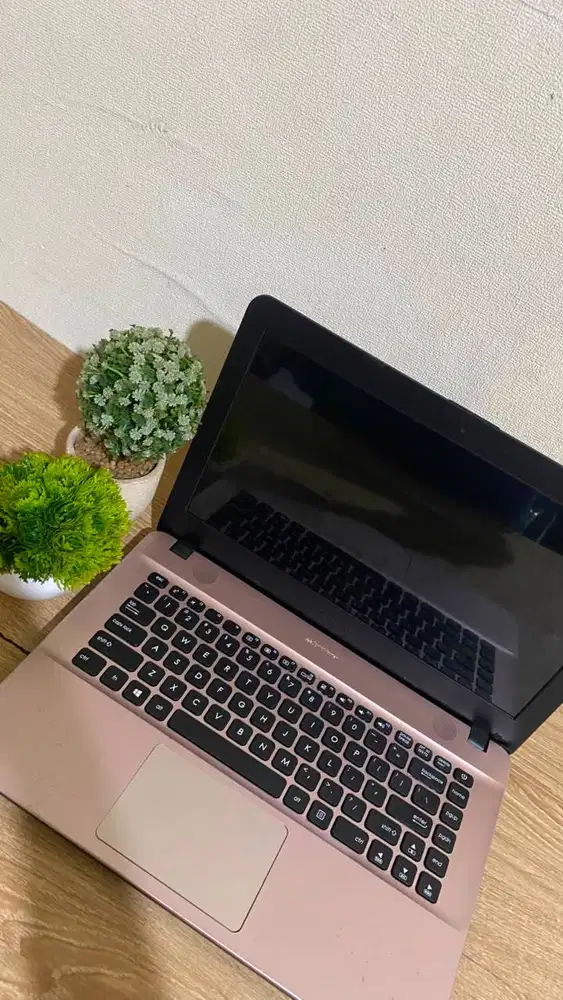 ASUS K441M SECOND 200000