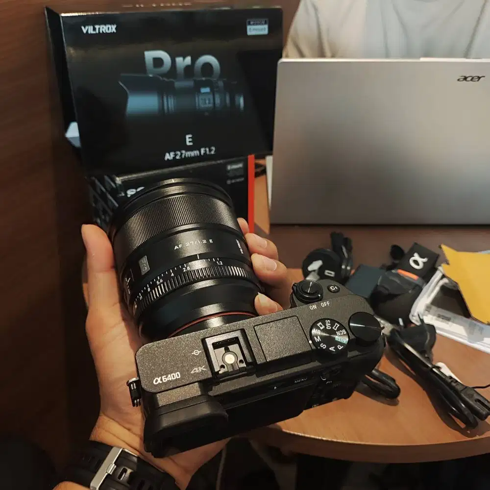 Sony A6400 + Viltrox 27mm F1.2