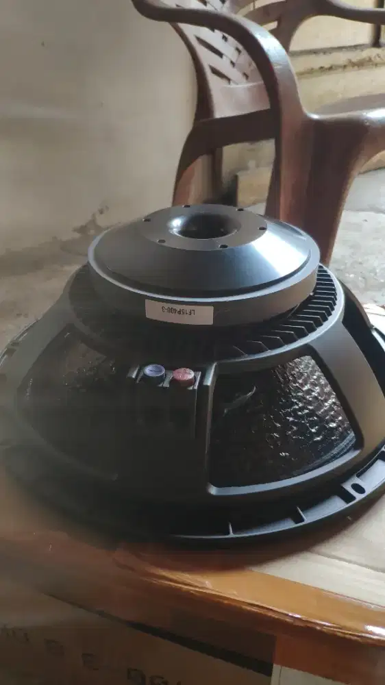 SUBWOOFER RCF 15P400