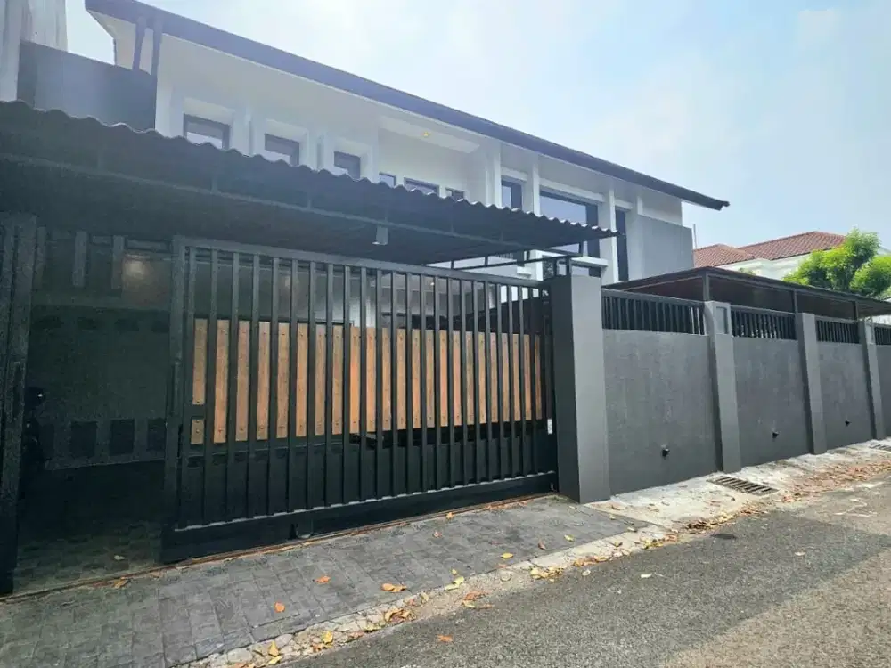 Dijual Rumah Mewah di Kawasan Pesanggrahan Jaksel Dengan Private Swimming Pool LR-19021