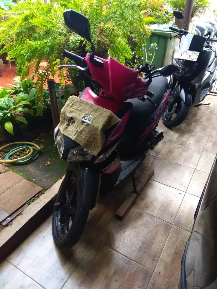 Vario karbu 110 th 2008 warna merah muda