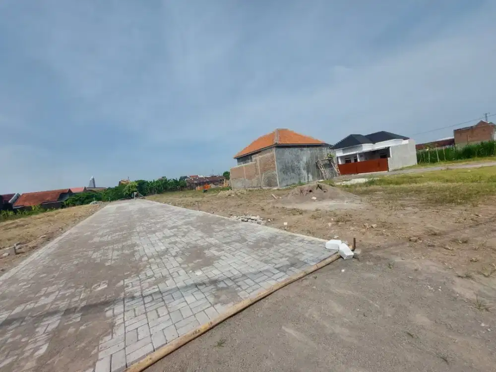 gentan lokasi belakang luwes gentan tanah kavlingan dalam kompleks perumahan sertifikat ready