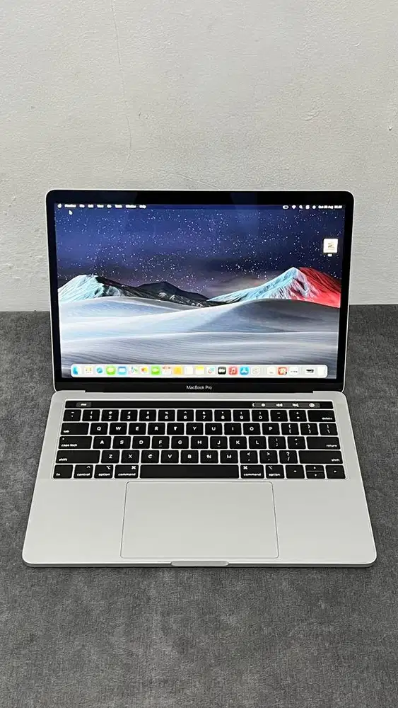 Macbook pro 2019 Ram 8/256Gb core i5 13
